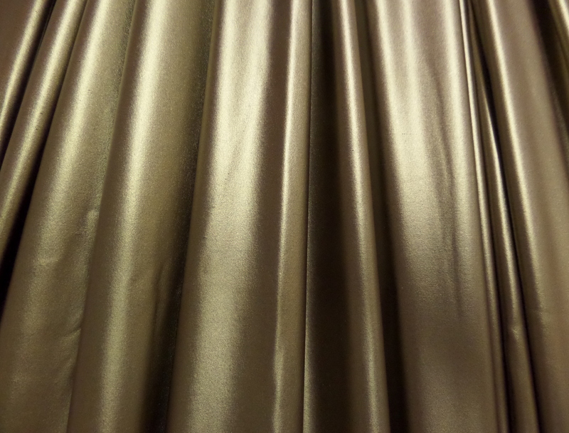 1.GOLD METALLIC MATTE LAME